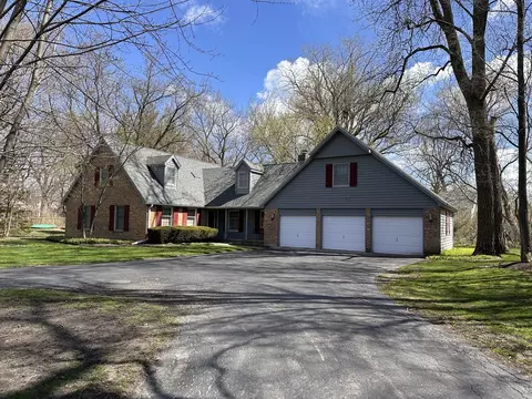 493 Warwick Ln, Village Of Lakewood, IL 60014