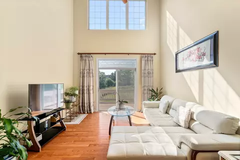Living - 6346 Cunningham Ct, Gurnee, IL 60031 photo 1 of 3