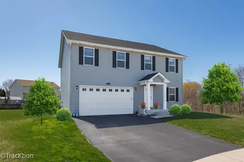924 Bison Ct, Oswego, IL 60543