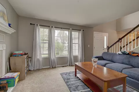 Living - 2105 Beldon Ct, Plainfield, IL 60586 photo 2 of 4