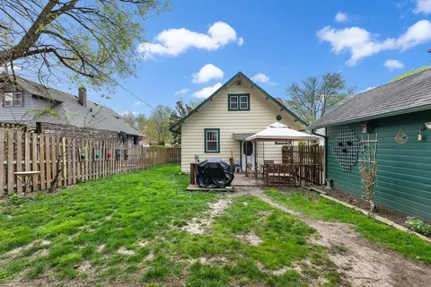 Exterior - 765 Shuler St, Elgin, IL 60123 photo 9 of 9