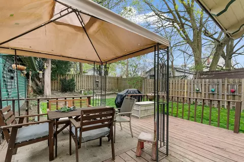Exterior - 765 Shuler St, Elgin, IL 60123 photo 6 of 9