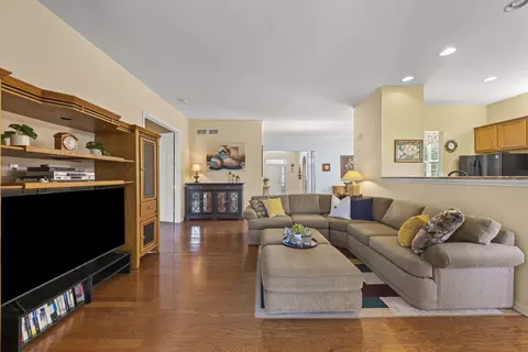 Living - 3859 Valhalla Dr, Elgin, IL 60124 photo 2 of 2