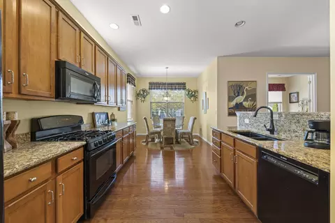 Kitchen - 3859 Valhalla Dr, Elgin, IL 60124 photo 3 of 3