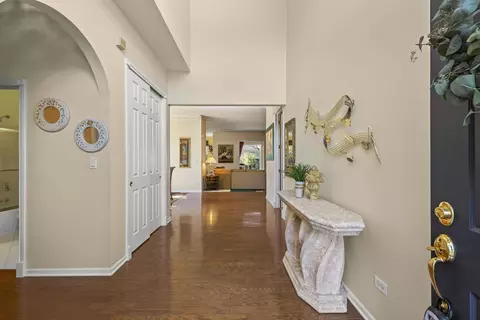 Entry Way - 3859 Valhalla Dr, Elgin, IL 60124 photo 1 of 2