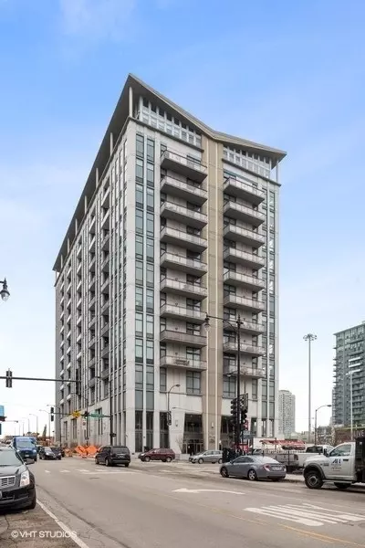 740 W Fulton St #614, Chicago, IL 60661
