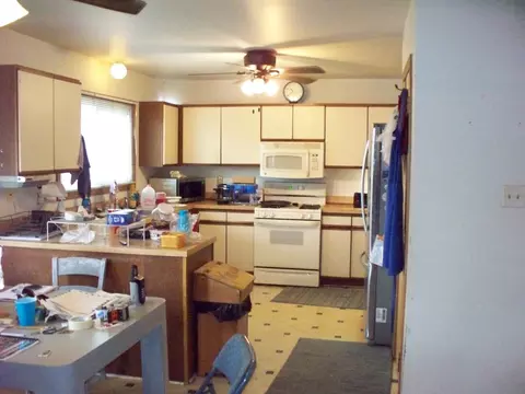 Kitchen - 513 Appleton Dr, Batavia, IL 60510 photo 1 of 1