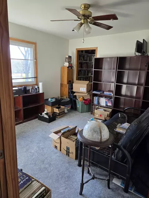 Living - 513 Appleton Dr, Batavia, IL 60510 photo 1 of 1