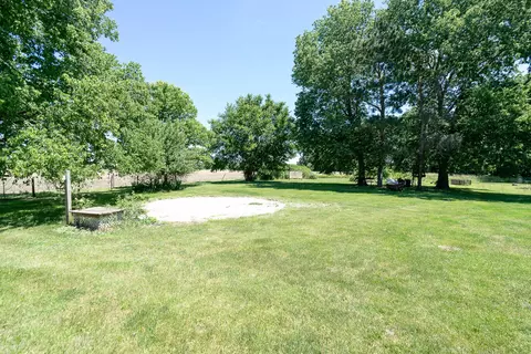 Exterior - 2650 Pine Bluff Rd, Morris, IL 60450 photo 5 of 6