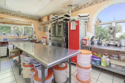 Kitchen - 2650 Pine Bluff Rd, Morris, IL 60450 photo 5 of 5