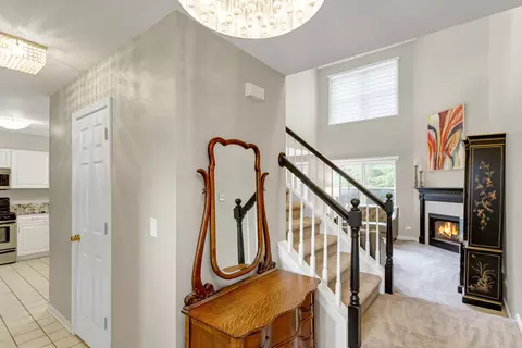 3134 Reflection Dr, Naperville, IL 60564 photo 4