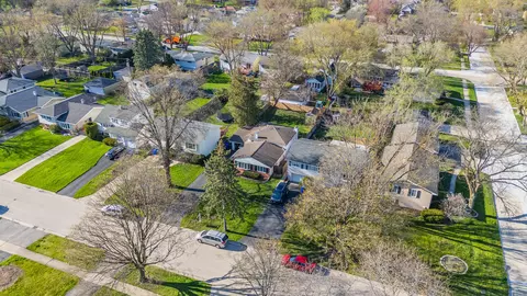 View/Area - 1113 Elm St, Wheaton, IL 60189 photo 1 of 3