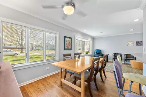 Dining - 1113 Elm St, Wheaton, IL 60189 photo 3 of 3