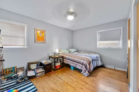 Bedroom - 1113 Elm St, Wheaton, IL 60189 photo 1 of 7