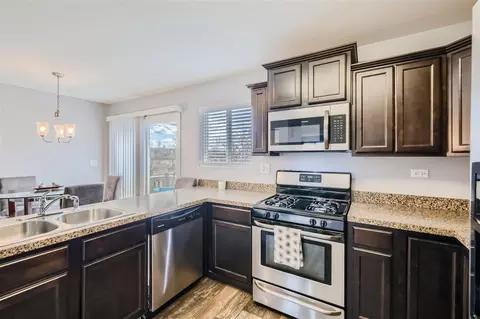 1767 Ruby Dr, Pingree Grove, IL 60140 photo 7