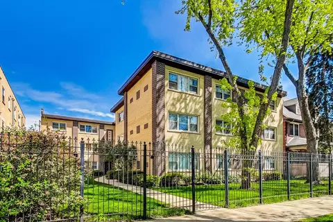 1540 W Chase Ave #2E, Chicago, IL 60626