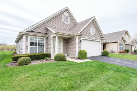 39565 N Cambridge Blvd, Beach Park, IL 60083