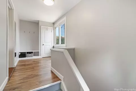 Entry Way - 1039 Angle Ave, Northbrook, IL 60062 photo 2 of 2