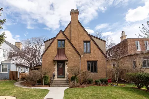 733 S Cumberland Ave, Park Ridge, IL 60068