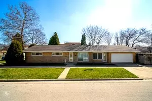 2929 Kenilworth Ave, Berwyn, IL 60402