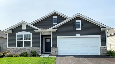6301 Maple Glen Dr, Wonder Lake, IL 60097