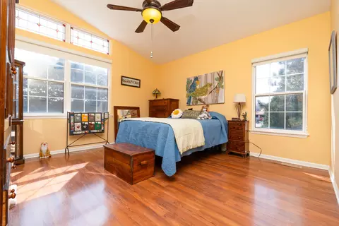 Bedroom - 240 Prairie View Ln, Wheeling, IL 60090 photo 1 of 2
