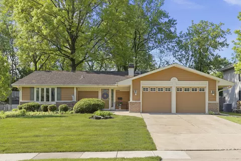 21 W765 Glen Valley Dr, Glen Ellyn, IL 60137
