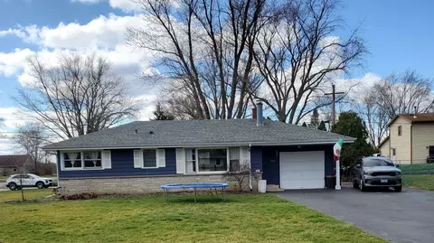 Exterior - 309 N Kent Rd, Mchenry, IL 60051 photo 2 of 8