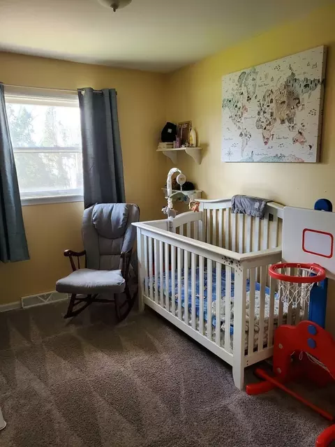Bedroom - 309 N Kent Rd, Mchenry, IL 60051 photo 5 of 5
