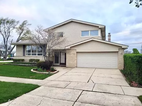 9303 Murray Ct, Morton Grove, IL 60053