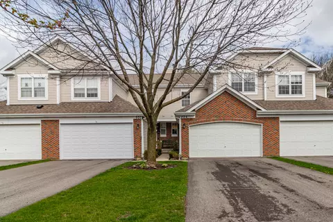 954 Highgate Ln, Grayslake, IL 60030