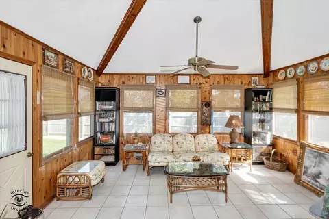 Kitchen - 25304 W Willow Dr, Plainfield, IL 60544 photo 4 of 7