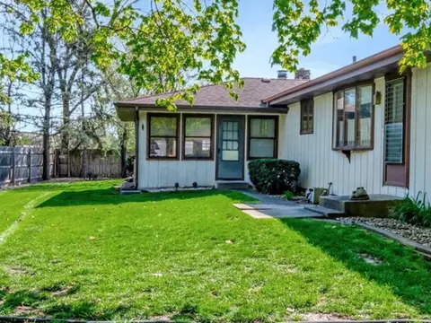 Exterior - 25304 W Willow Dr, Plainfield, IL 60544 photo 4 of 5