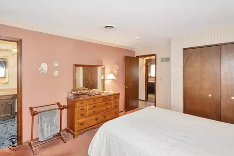 Bedroom - 25304 W Willow Dr, Plainfield, IL 60544 photo 2 of 3