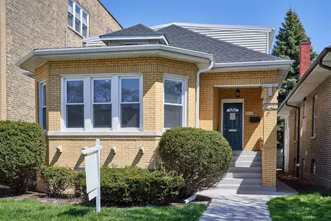 6529 N Fairfield Ave, Chicago, IL 60645
