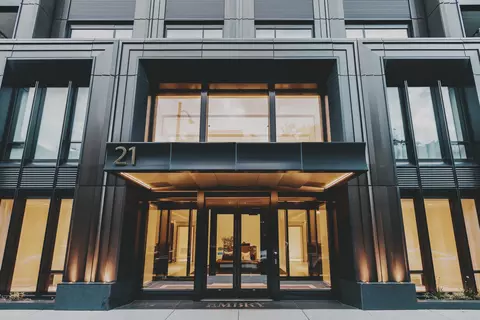 21 N May St #502, Chicago, IL 60607