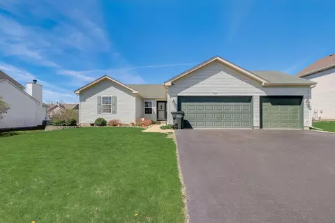 1908 Daybreak Ln, Zion, IL 60099