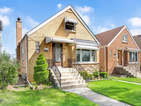 7344 W Cullom Ave, Norridge, IL 60706
