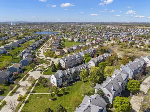 View/Area - 3054 Mosedale St, Elgin, IL 60124 photo 9 of 10