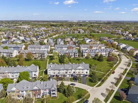 View/Area - 3054 Mosedale St, Elgin, IL 60124 photo 6 of 10