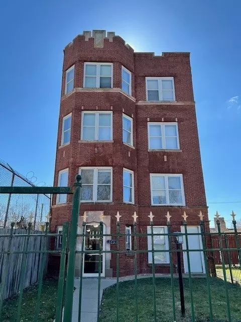 4649 W West End Ave, Chicago, IL 60644