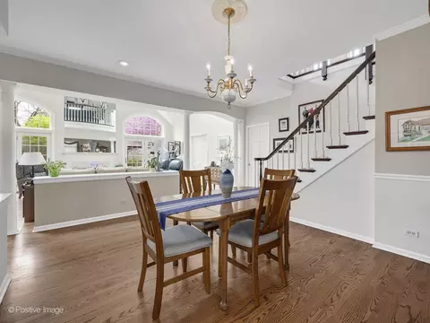 Dining - 21 S Old Mill Ln, Burr Ridge, IL 60527 photo 3 of 5