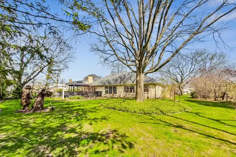 View/Area - 500 Standish Dr, Deerfield, IL 60015 photo 1 of 1