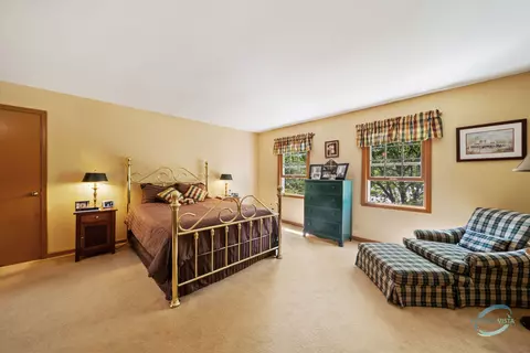 1365 E Gartner Rd, Naperville, IL 60540 photo 25