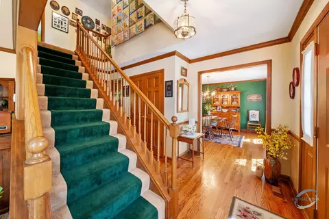 1365 E Gartner Rd, Naperville, IL 60540 photo 6