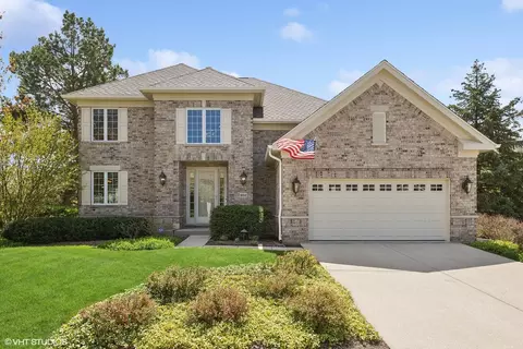 958 Waterford Ln, Northbrook, IL 60062