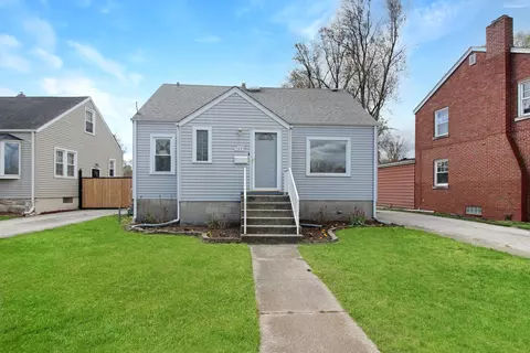 3449 Schultz Dr, Lansing, IL 60438