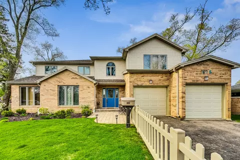 618 Dalton Pl, Northbrook, IL 60062