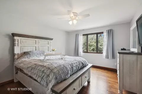 Bedroom - 18733 Torrence Ave, Lansing, IL 60438 photo 2 of 2