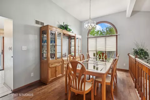 Dining - 18733 Torrence Ave, Lansing, IL 60438 photo 1 of 1